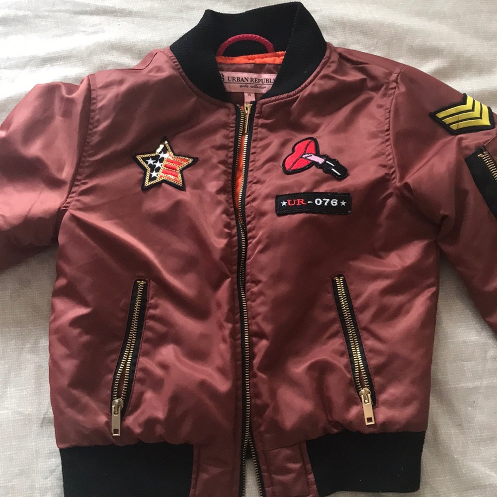 I am selling this jacket